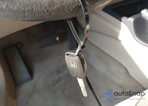 2007 Honda Civic Lx z USA, uszkodzony, nr VIN 1HGFA16557L050659